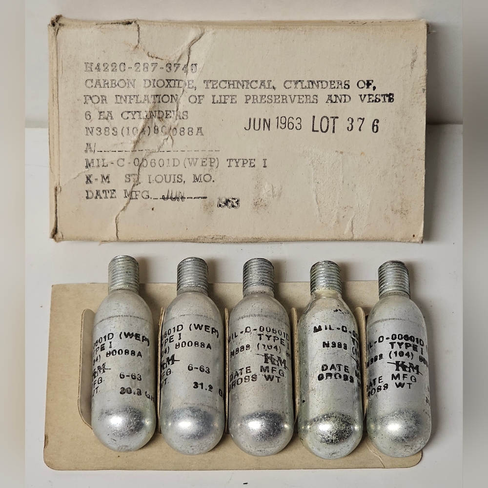 Carbon Dioxide Threaded Technical Cylinders For Life Preservers Lot of 5, 1963